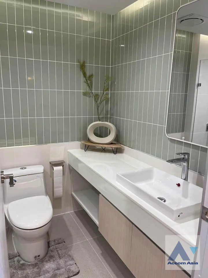 11  2 br Condominium For Sale in Phaholyothin ,Bangkok  at Bangkok River Marina AA40207