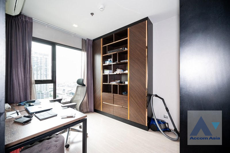 7  2 br Condominium For Sale in Phaholyothin ,Bangkok MRT Rama 9 at LIFE Asoke-Rama 9 AA40211