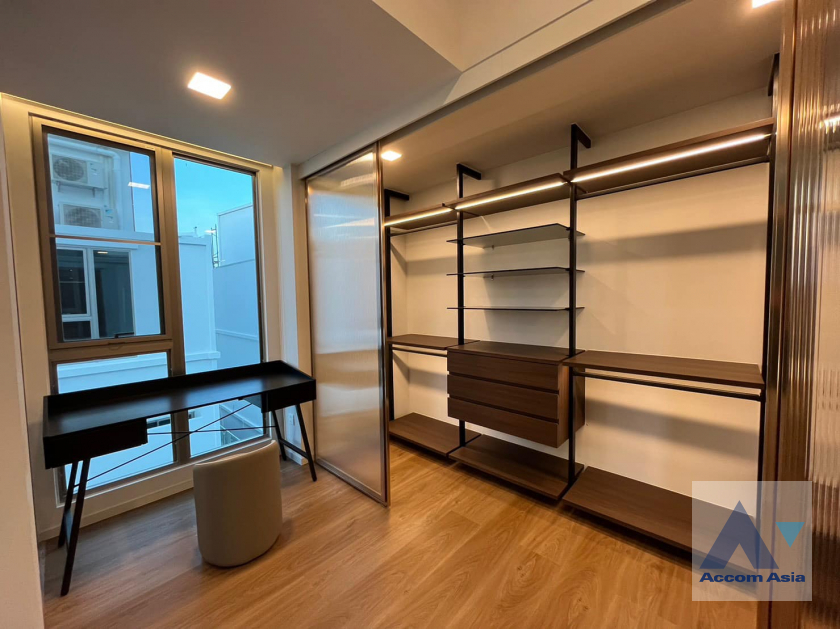 7  3 br House For Rent in Latkrabang ,Bangkok ARL Ban Thap Chang at VIVE Rama 9 AA40215