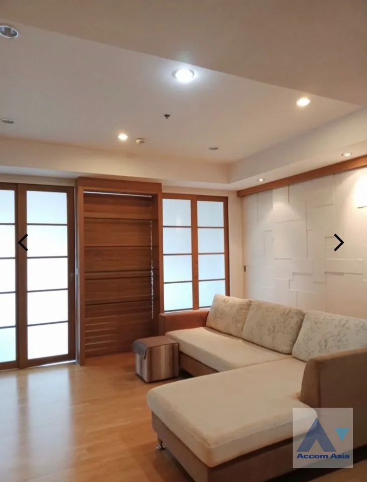 unit 1 Bedroom  Condominium For Rent & Sale in Charoen Nakhon, Bangkok  near BTS Krung Thon Buri (AA40217)