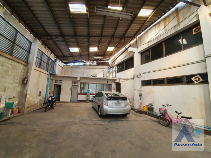 4  Building For Rent in Sathorn ,Bangkok BTS Saint Louis AA40235