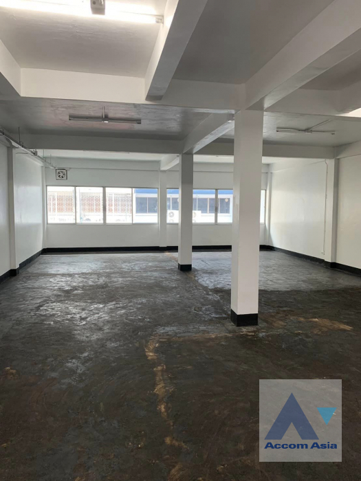 unit Building For Rent in Silom, Bangkok  near BTS Chong Nonsi - MRT Silom (AA40255)
