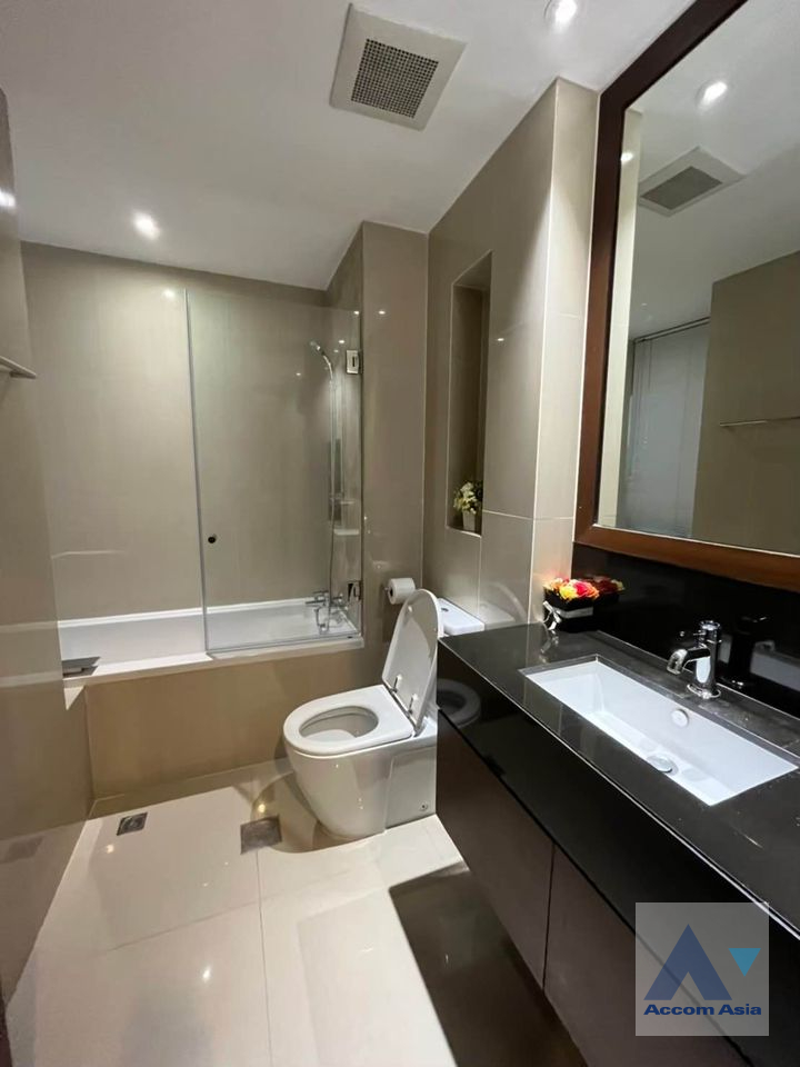 7  2 br Condominium for rent and sale in Sathorn ,Bangkok BTS Sala Daeng - MRT Lumphini at Sathorn Gardens AA40257