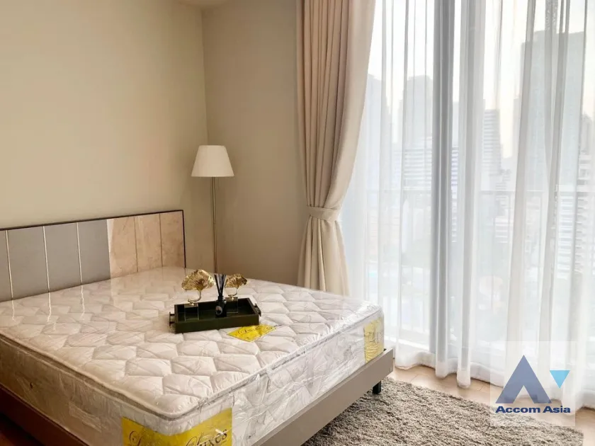 unit 1 Bedroom  Condominium For Sale in Sukhumvit, Bangkok  near BTS Phrom Phong (AA40258)