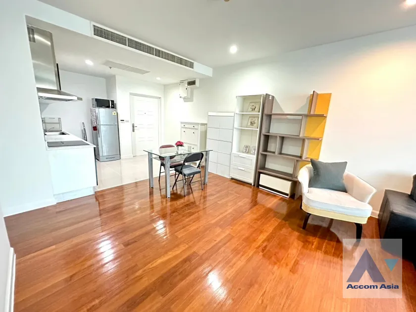 unit 2 Bedrooms  Condominium For Rent in Sukhumvit, Bangkok  near BTS Nana (AA40264)