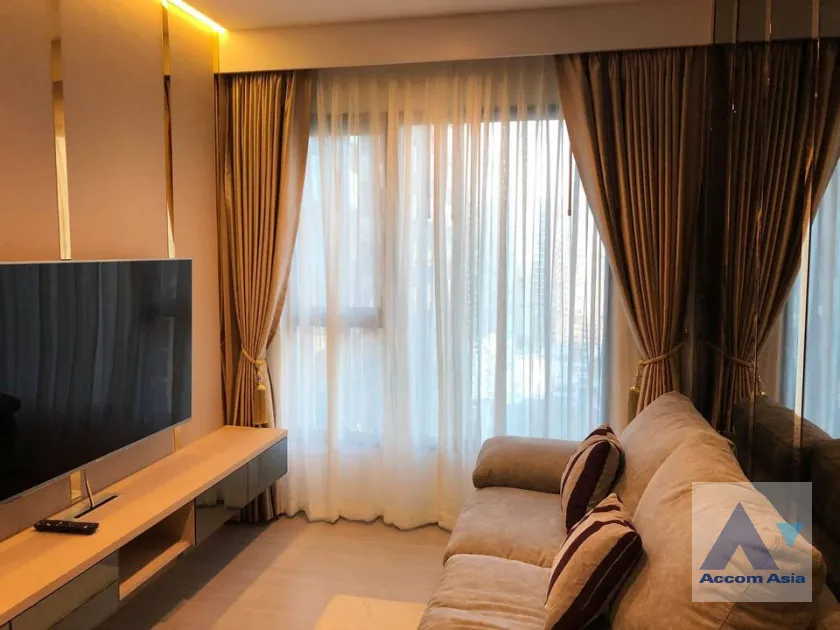 Fully Furnished |  LIFE Asoke-Rama 9 Condominium  1 Bedroom for Rent MRT Rama 9 in Phaholyothin Bangkok