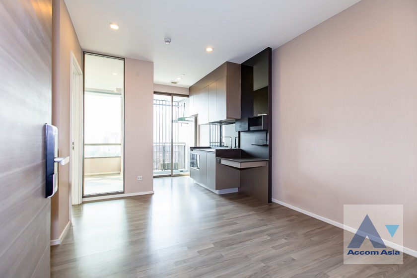  1  1 br Condominium For Sale in Sukhumvit ,Bangkok BTS Phra khanong at The Room Sukhumvit 69 AA40300