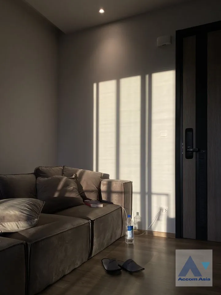  1  1 br Condominium For Sale in Sukhumvit ,Bangkok BTS Thong Lo at OKA HAUS Sukhumvit 36 AA40304