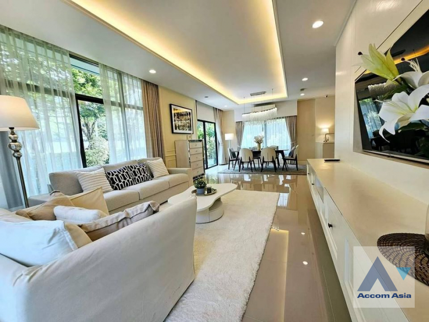 5  4 br House for rent and sale in Pattanakarn ,Bangkok ARL Hua Mak at Setthasiri Pattanakarn AA40345