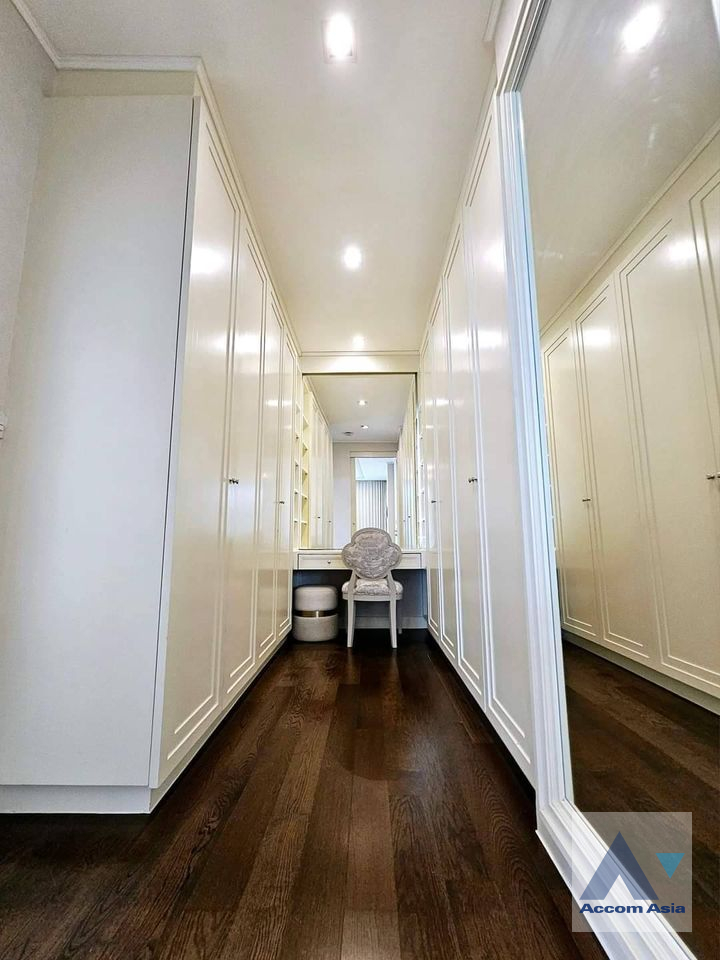 25  4 br House for rent and sale in Pattanakarn ,Bangkok ARL Hua Mak at Setthasiri Pattanakarn AA40345