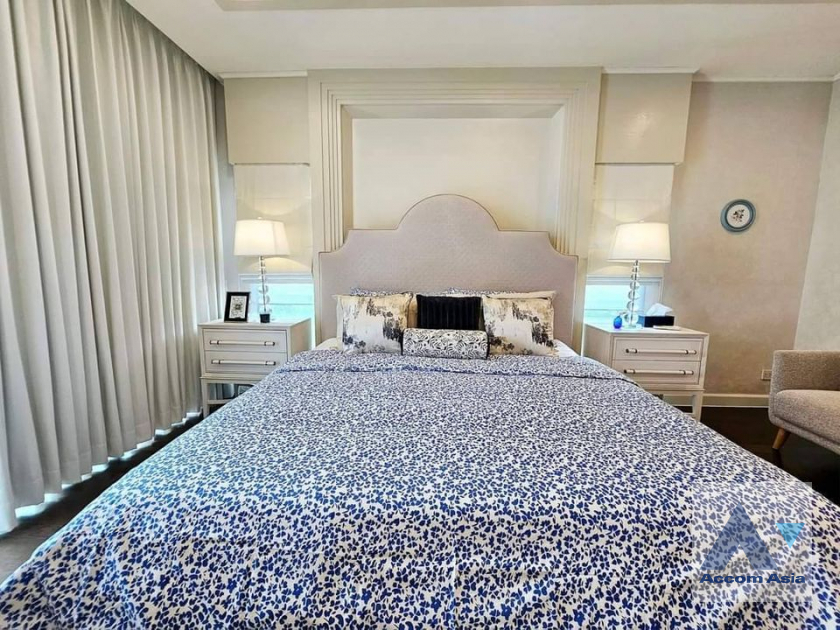 20  4 br House for rent and sale in Pattanakarn ,Bangkok ARL Hua Mak at Setthasiri Pattanakarn AA40345