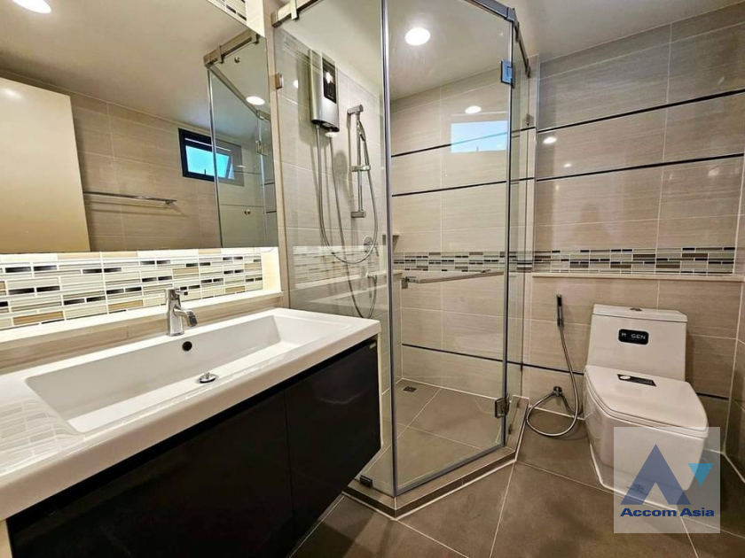 27  4 br House for rent and sale in Pattanakarn ,Bangkok ARL Hua Mak at Setthasiri Pattanakarn AA40345