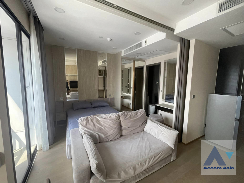 unit 1 Bedroom  Condominium For Rent & Sale in Silom, Bangkok  near MRT Sam Yan (AA40378)