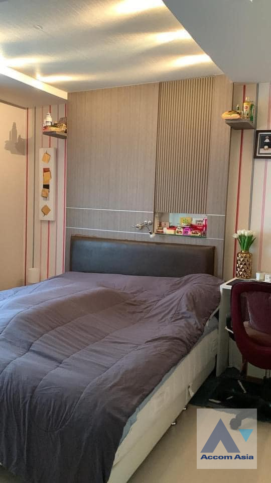  2  1 br Condominium for rent and sale in Sukhumvit ,Bangkok BTS Thong Lo at The Clover AA40384