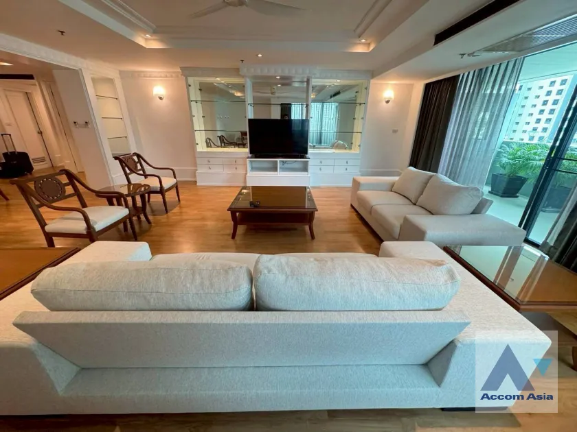 unitPet friendly |  3 Bedrooms  Apartment For Rent & Sale in Sukhumvit, Bangkok  near BTS Nana (AA40411)