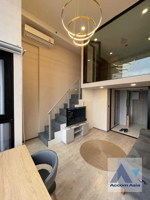  2  1 br Condominium For Rent in Ratchadaphisek ,Bangkok  at SOHO Bangkok Ratchada AA40429