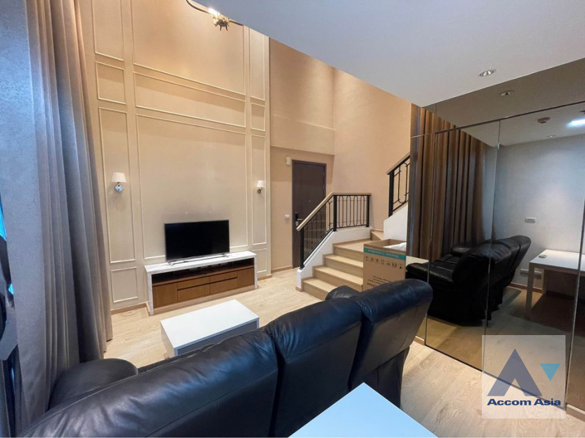 unit 2 Bedrooms  Condominium For Rent in ,   near BTS Ratchathewi (AA40459)