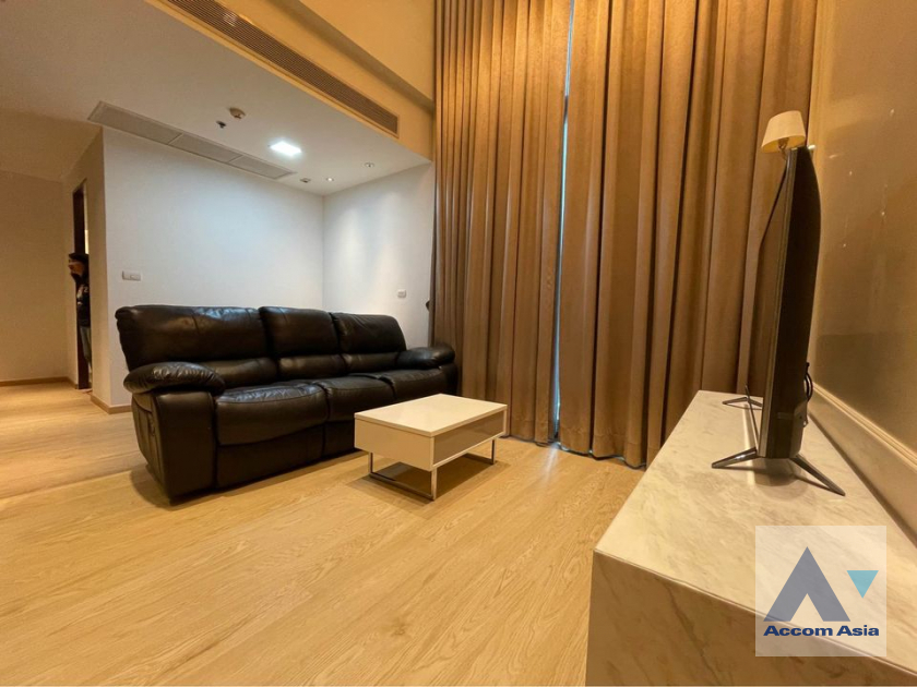 unit 2 Bedrooms  Condominium For Rent in ,   near BTS Ratchathewi (AA40459)
