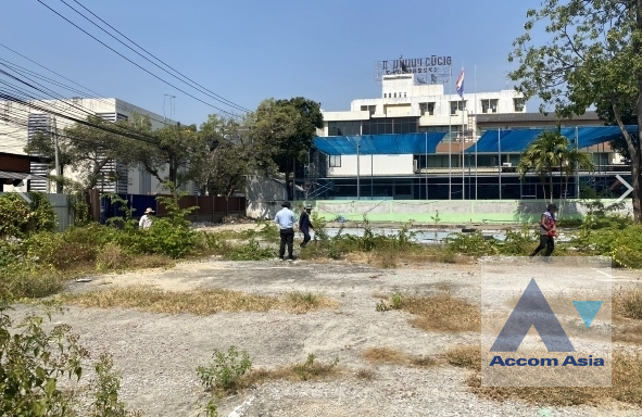 unit Land For Sale in Pattanakarn, Bangkok  (AA40486)