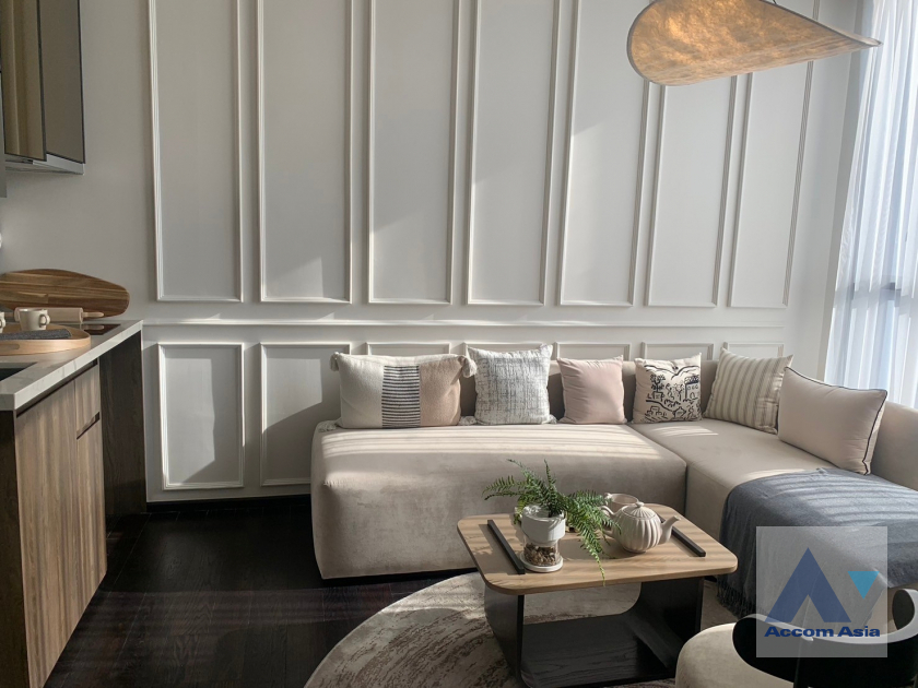 unit 1 Bedroom  Condominium For Sale in Sukhumvit, Bangkok  near BTS Thong Lo (AA40504)