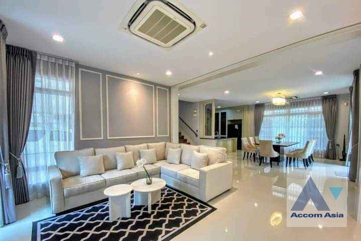  1  4 br House For Rent in Phaholyothin ,Bangkok  at Nantawan Ramintra - Phaholyothin 50 AA40579