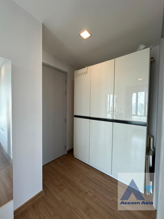 5  2 br Condominium For Rent in Ratchadaphisek ,Bangkok BTS Thong Lo at Thru Thonglor AA40654