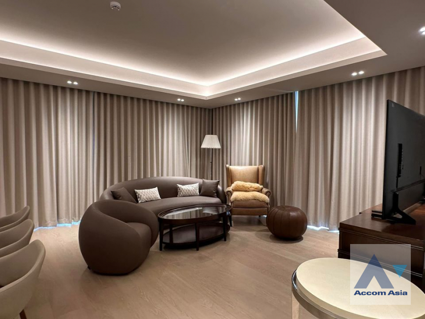  2  2 br Condominium For Rent in Ploenchit ,Bangkok BTS Ploenchit at Tonson One Residence AA40667