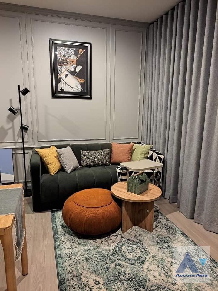 unit 1 Bedroom  Condominium For Rent & Sale in Ratchadaphisek, Bangkok  near BTS Thong Lo (AA40713)