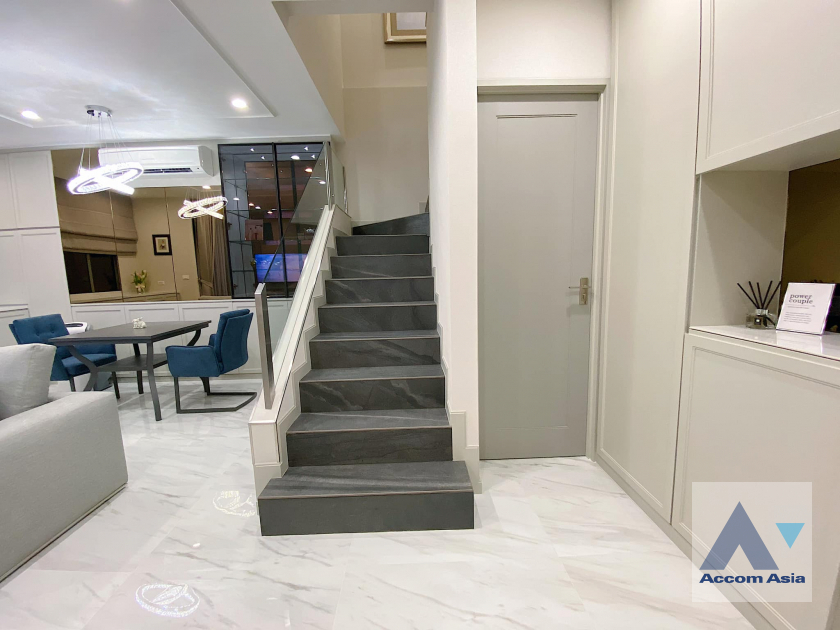 5  1 br Condominium For Sale in  ,Bangkok BTS Phaya Thai at IDEO Q Phayathai AA40718