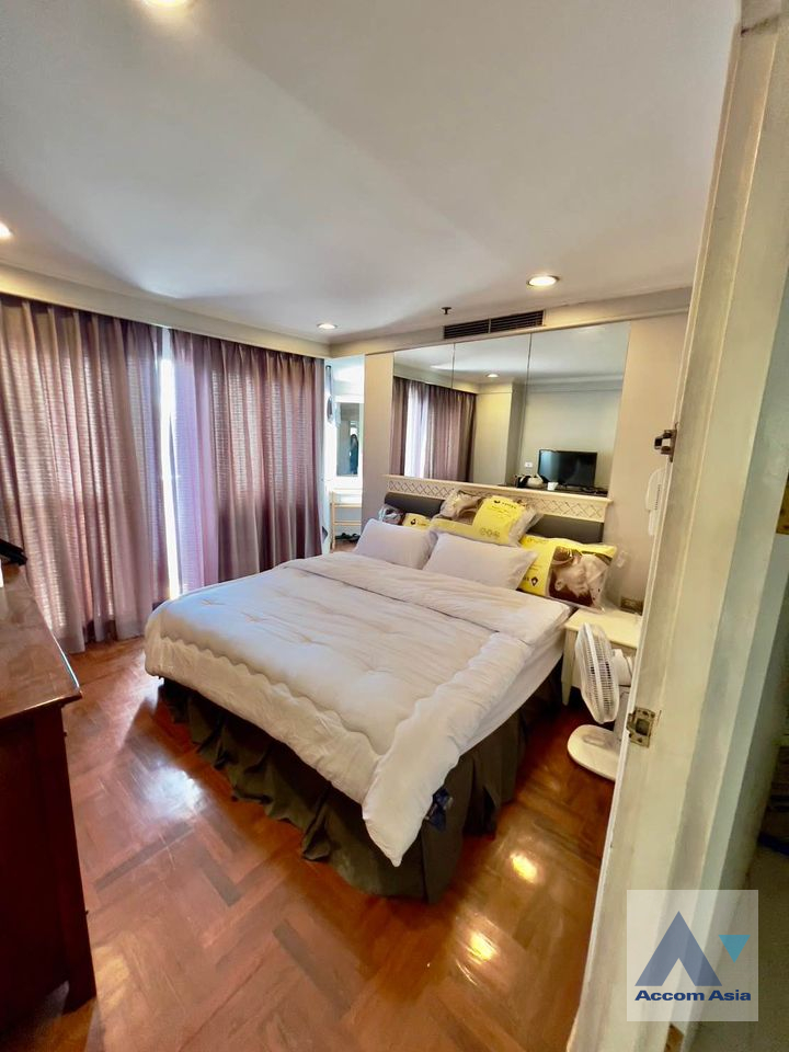 4  2 br Condominium for rent and sale in Ploenchit ,Bangkok BTS Ploenchit at Witthayu Complex AA40795