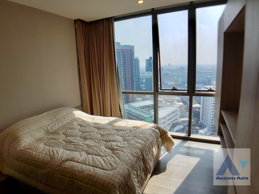 4  1 br Condominium For Sale in Sukhumvit ,Bangkok BTS Phra khanong at The Room Sukhumvit 69 AA40810