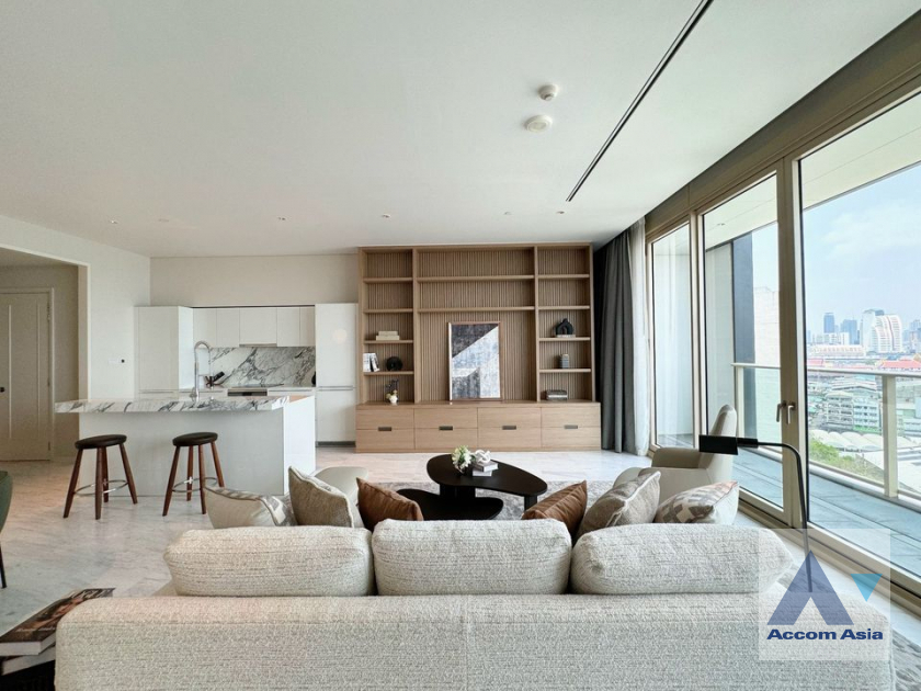 unit 1 Bedroom  Condominium For Sale in Sathorn, Bangkok  near BTS Saphan Taksin (AA40866)