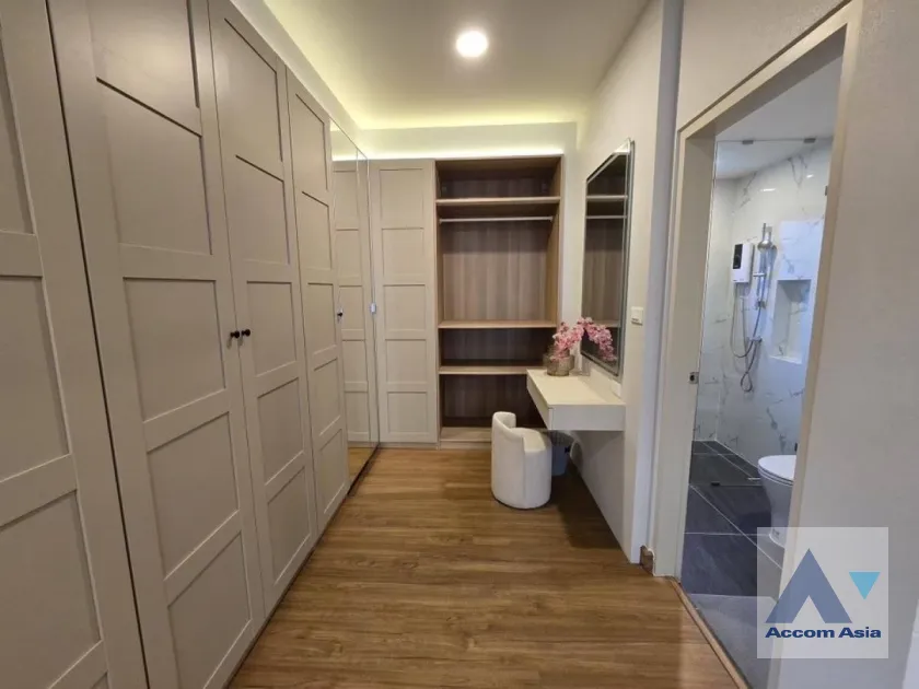 12  4 br House for rent and sale in Samutprakan ,Samutprakan  at Centro Bangna AA40882
