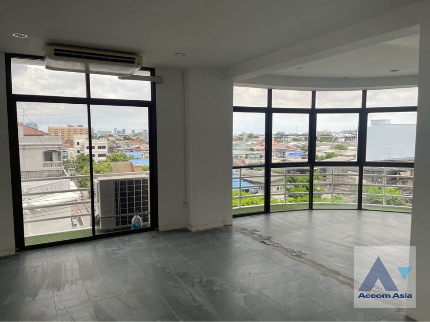unit Shophouse For Rent in Sukhumvit, Bangkok  near BTS On Nut (AA41007)