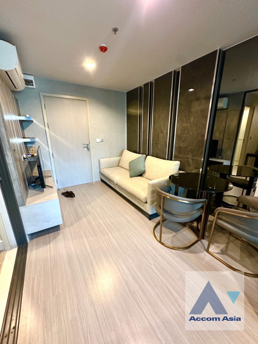 Life Ladprao Condominium  1 Bedroom for Sale BTS Mo-Chit in Phaholyothin Bangkok