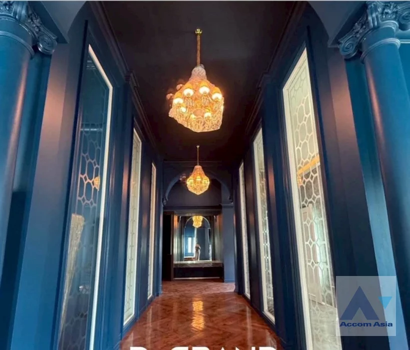54  4 br House for rent and sale in Bang Na ,Bangkok BTS Bearing at Fantasia Villa 3  AA41069