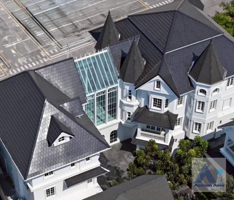 Fantasia Villa 3  House  4 Bedroom for Sale & Rent BTS Bearing in Bangna Bangkok