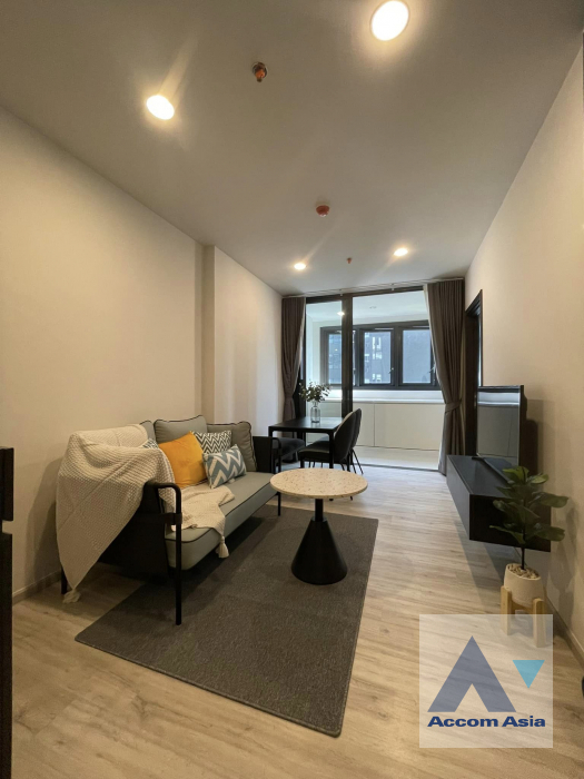  2  1 br Condominium For Sale in Ratchadaphisek ,Bangkok MRT Sutthisan at XT Huaikhwang  AA41142