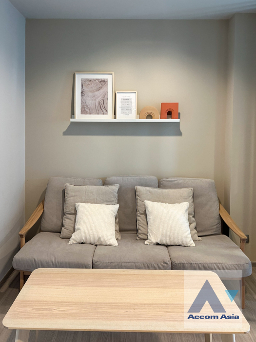 LIFE Asoke-Rama 9 Condominium  1 Bedroom for Sale MRT Rama 9 in Phaholyothin Bangkok