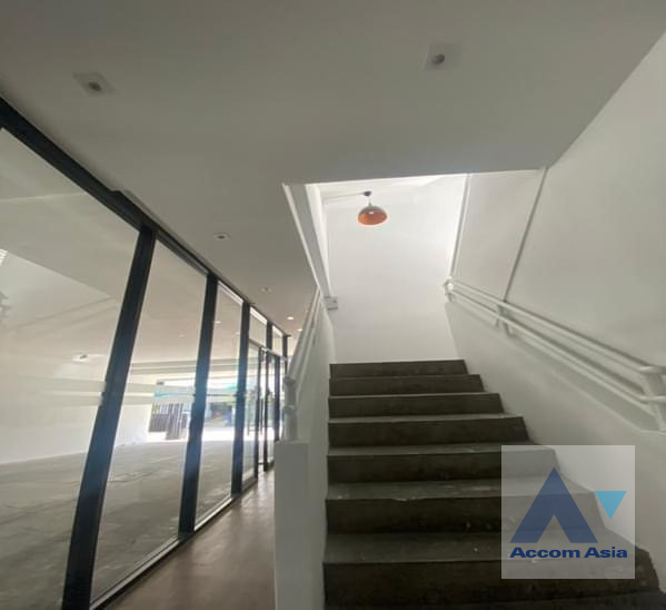 6  Building For Rent in Lat Phrao ,Bangkok  AA41224