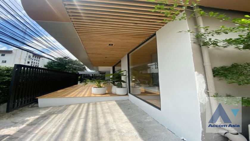 5  Building For Rent in Lat Phrao ,Bangkok  AA41224