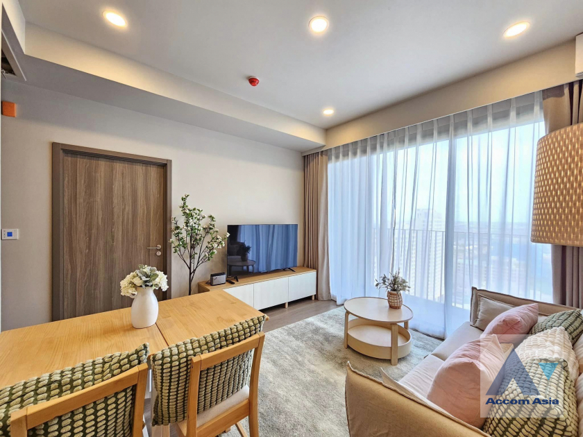 unit 2 Bedrooms  Condominium For Rent in Samutprakan, Samutprakan  near BTS Bang Na (AA41234)