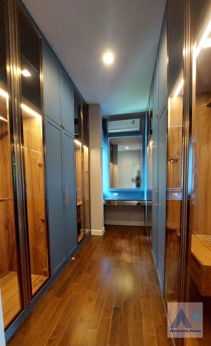  1  3 br House For Rent in Latkrabang ,Bangkok  at Bangkok Boulevard Rama 9 AA41238