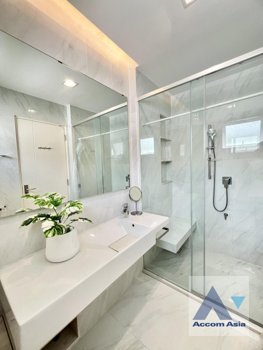 9  4 br House for rent and sale in Samutprakan ,Samutprakan  at Mantana 2 Bangna Km.7 AA41262