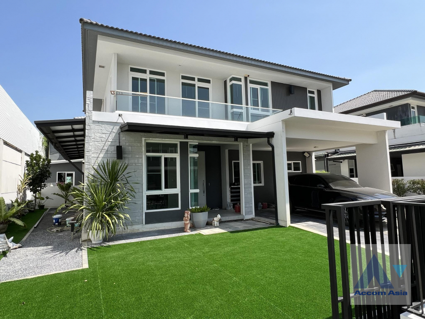  2  4 br House for rent and sale in Samutprakan ,Samutprakan  at Mantana 2 Bangna Km.7 AA41262