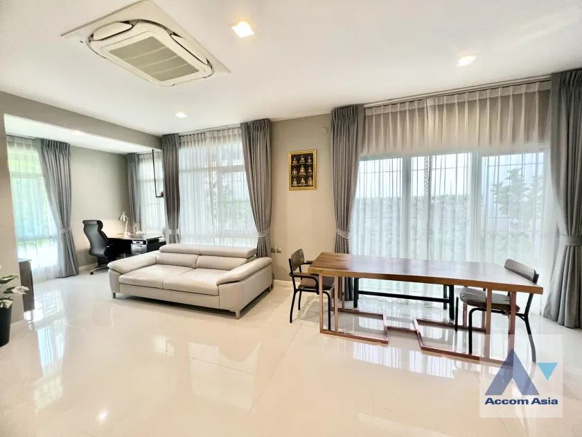unitCorner Unit |  4 Bedrooms  House For Rent & Sale in Samutprakan, Samutprakan  (AA41262)