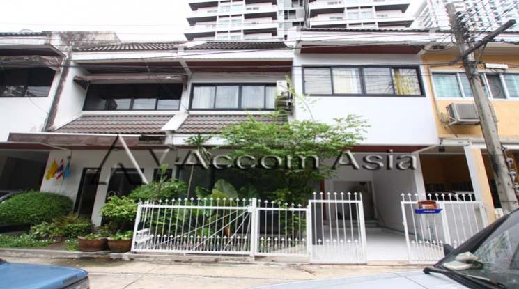  2  2 br House For Rent in Sukhumvit ,Bangkok BTS Thong Lo 115549