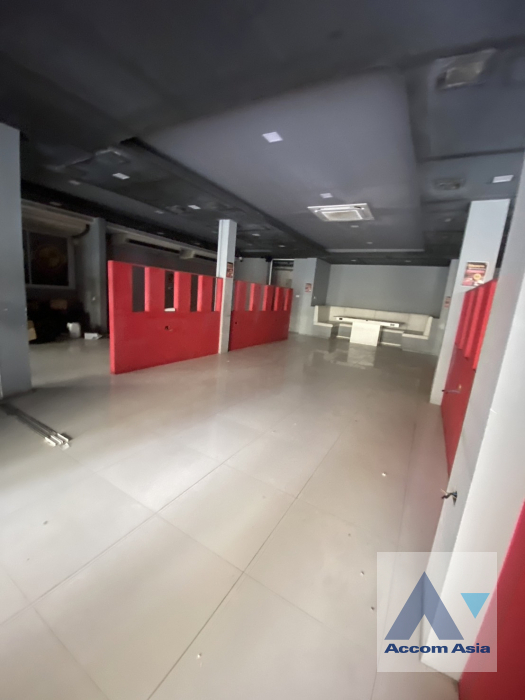  1  Shophouse For Rent in Sukhumvit ,Bangkok  AA41289