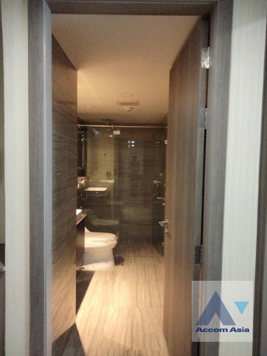 6  1 br Condominium For Rent in Ploenchit ,Bangkok BTS Ratchadamri - MRT Silom at Klass Sarasin-Rajdamri AA41327
