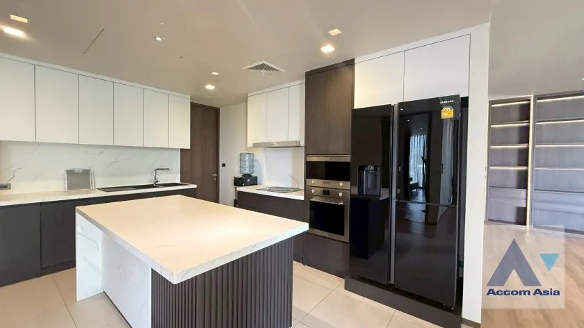  2  3 br Apartment For Rent in Sukhumvit ,Bangkok BTS Phrom Phong at Modern Brand New Apartment AA41336